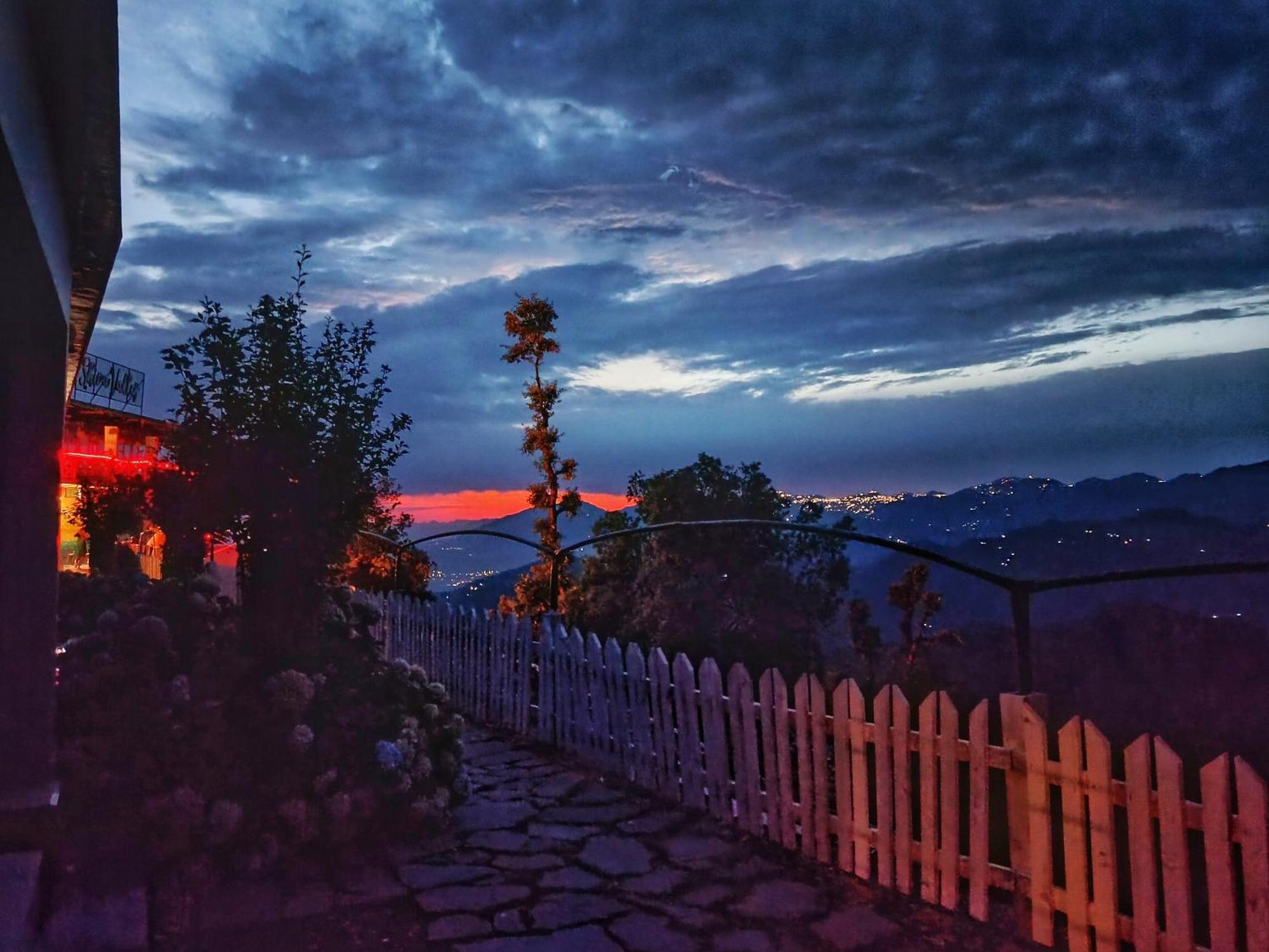 Shiva Valley Resort Kokhliyal Gaon Экстерьер фото